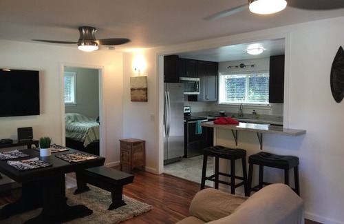 Keaukaha House | Charming Aaron's Beach House: Steps from the Oceanfront