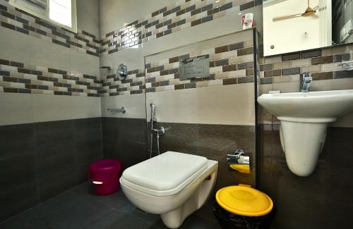 Fort Kochi House | Top-Rated Aaron's Homestay with Family Kitchen Amenities
