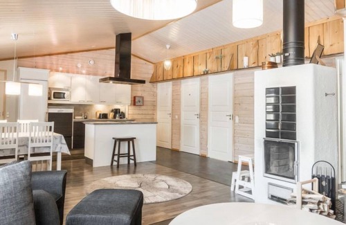 Saariselka House | Experience Aarre by Interhome: Lake View & Spa Oasis