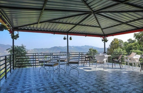 Dhanachuli House | Explore Family-Friendly Stays at Aaryam Villa