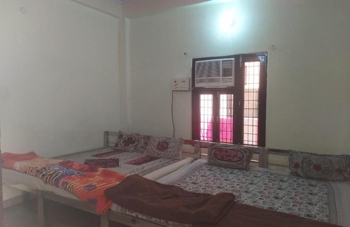 Raebareli Hotel | Budget-Friendly Stay at Aashram Ashok Vatika by WB Inn
