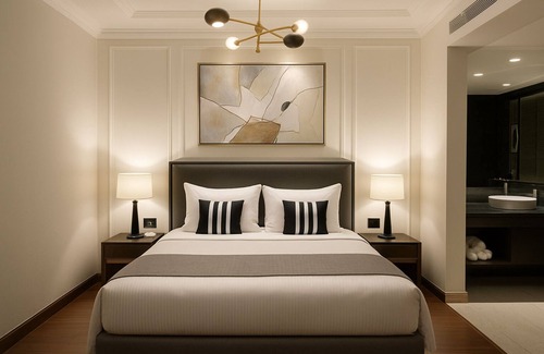 Park Street Hotel | Elegant Aauris Hotel: Pool, Spa & Family-Friendly Stay