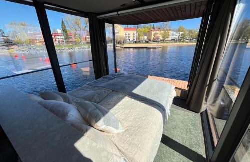 Savonlinna Boat Rental | Aava Floating Villa 25