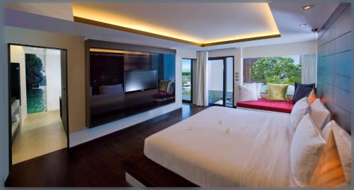 Khanom Resort | Relax at Aava Resort and Spa with Beachfront Amenities