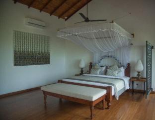 Balapitiya Hotel | Experience Calamansi Cove Villas: Oceanfront Bliss Awaits