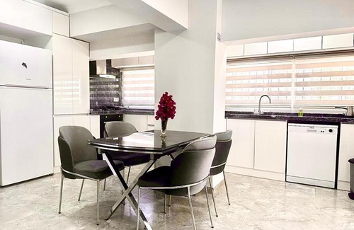 Kadnlar Denizi Mahallesi Apartment | Guest Rated 10/10: Abaa Villa Yakamoz with Ocean View