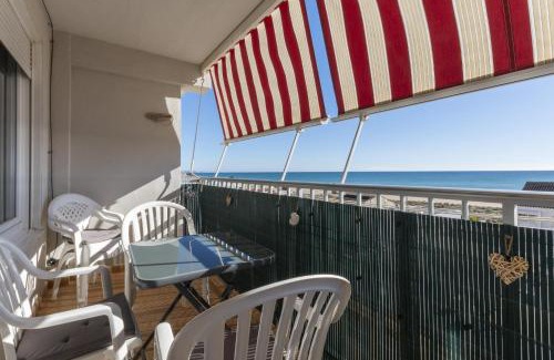 Xeraco Apartment | Oceanfront Abaco Apartment: Family-Friendly Getaway