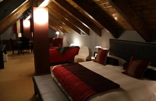 Tramacastilla de Tena Hotel | Experience Comfort at Abadia del Pirineo - 4-Star Retreat
