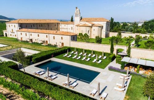 Sardoncillo Hotel | Indulge at Abadia Retuerta LeDomaine - Guest Rated 9.6/10
