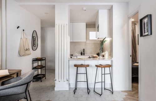 Almagro Apartment | Charming Abanico: Cozy 1 Bedroom with Pool in Chamberí