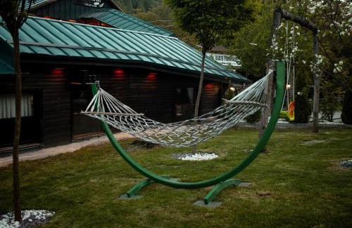 Bolu Bed & Breakfast | Experience Abant Zümrüt Dağ Evi: 9/10 Rated Retreat