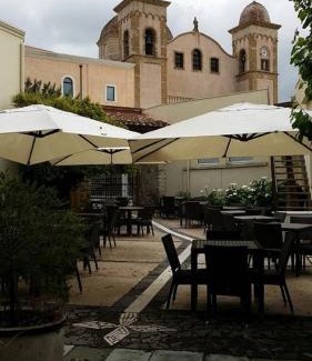 Ales House | Pet-Friendly Retreat at Abas Ristorante Pizzeria Affittacamere