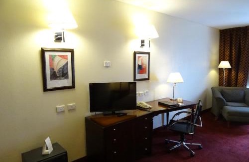 Abasto Hotel | Discover Abasto Hotel: 4-Star Stay with Pool & Hot Tub