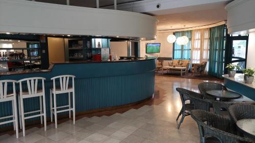 Keszthely Hotel | Relax at Abbázia Club Hotel Kék with Oceanfront Amenities