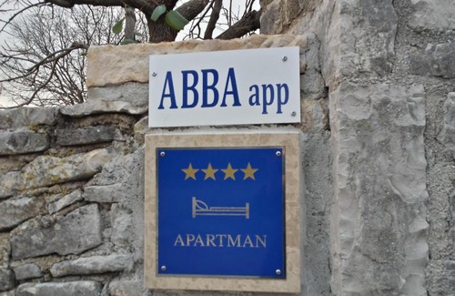 Kruncici Apartment | Guest Rated 10/10: Abba Apartment with Family-Friendly Amenities