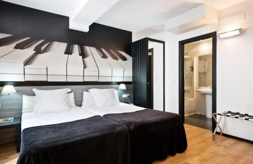 Ensanche Hotel | Pet-Friendly Abba Jazz Hotel Vitoria with Breakfast Included