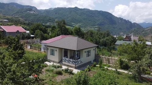 Lahich House | Discover Abbasov's Guest House - Family-Friendly Retreat