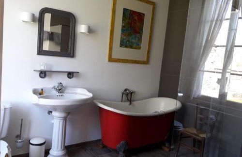 Thauron Bed & Breakfast | Oceanfront Bliss at Abbaye du Palais - Rated 9.3/10