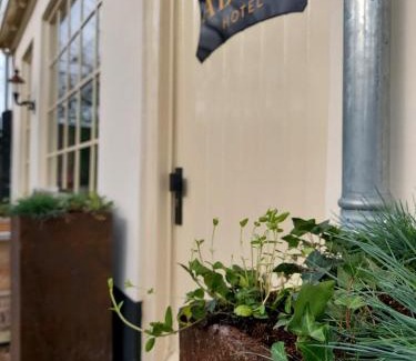 Abcoude Hotel | Discover Abbey Abcoude: Family-Friendly with Dining Delight