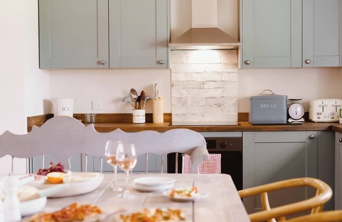 Wereham Cottage | Spacious 8-Bedroom Retreat in Barton Bendish, Near Kings Lynn