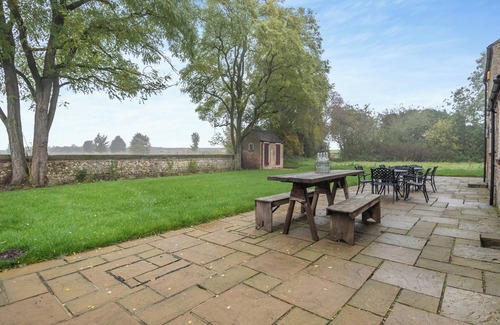 Wereham Cottage | Spacious 8-Bedroom Retreat in Barton Bendish, Near Kings Lynn