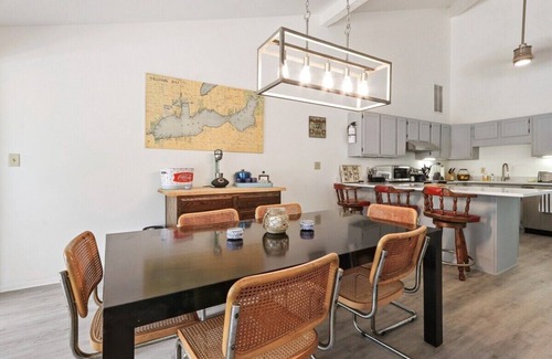 Fontana Condo | Unwind at Abbey Springs Escape - Pet Friendly & Poolside