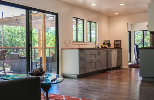 Uptown Sedona House | Experience Abbie’s UPTOWN Red Rock Retreat with Spa & Hot Tub
