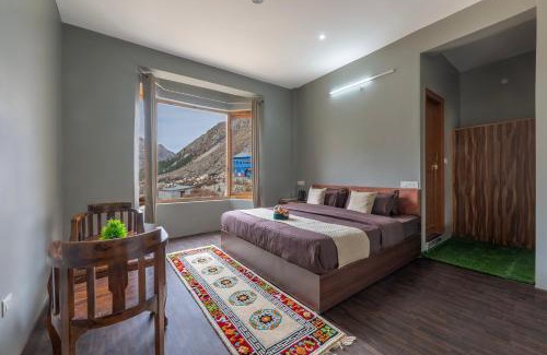 Chitkul Hotel | Cozy Abbu's Dream Nest: Pet-Friendly & Family-Oriented Stay