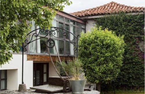 Sebreno House | Experience Oceanfront Bliss at Abelardo's Home Hotel