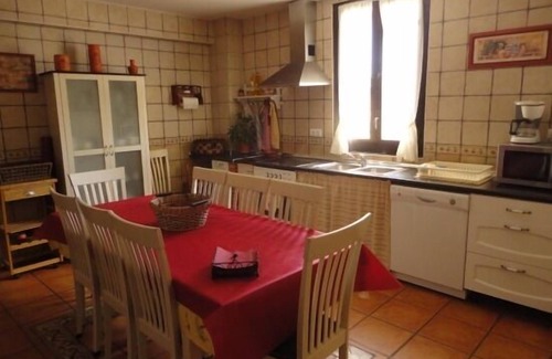 Fuentelisendo Cottage | Explore ABELESTERURAL Tourist Complex with Spa & Breakfast