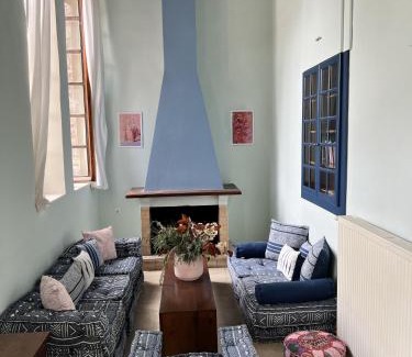 Abeliona House | Discover Abeliona Guesthouse: Family-Friendly Retreat