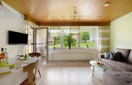 Bichishausen Apartment | Discover Abendrot: Family-Friendly Retreat with Top Ratings