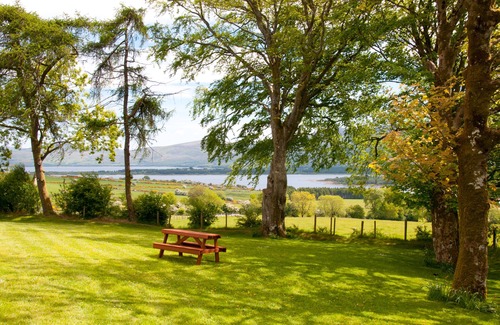 Hollywood Cottage | Idyllic Abhainn Ri Farm Cottages with Lake & Mountain Views