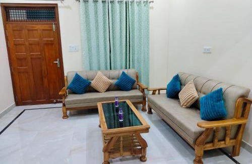 Faizabad House | Family-Friendly Stay at Abhash Sadan - Pet Welcome!