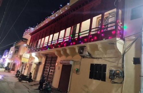 Ratanada House | Welcoming Abhay Villas Guest House with Family-Friendly Amenities