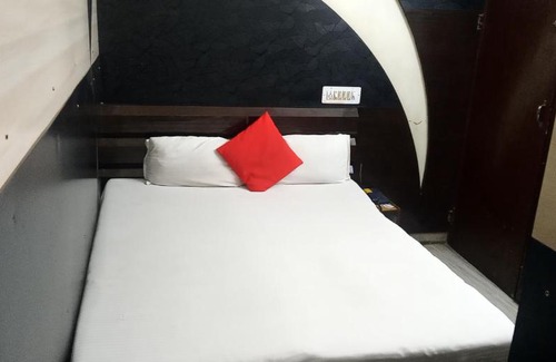 Gopalbari Hotel | Budget-Friendly Abhi Rooms Jaipur with Breakfast Included