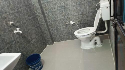 Derapur Hotel | Abhinav hoteL