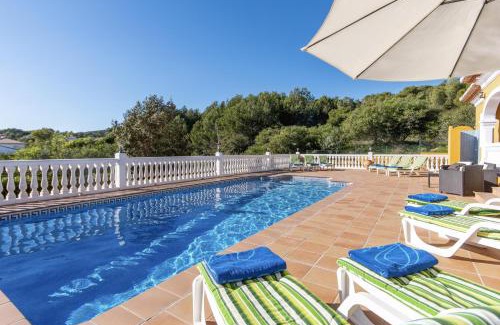 Urbanizacion La Mandarina Villa | Pet-Friendly Abiar: Family Retreat with Pool Access