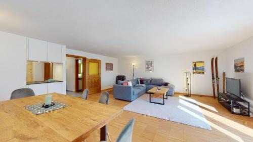 Champfer Apartment | Family-Friendly Abitaziun Cuntainta 1 in Champfèr