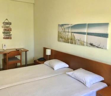 Carcavelos House | ABLA Guest House: Oceanfront Retreat with Pool Access