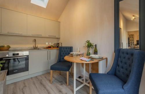 East Rudham House | Pet-Friendly Stay at Able Stables: Family Welcoming Retreat
