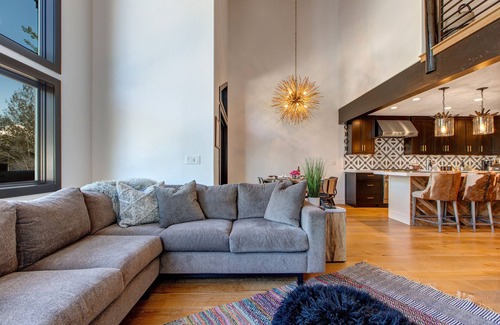 Deer Valley House | Cozy Abode in Snowpark | Ideal DV Getaway Near Main Street