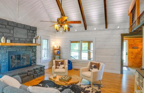 Rutherford County House | Relaxing Murfreesboro Cabin Near Downtown Attractions