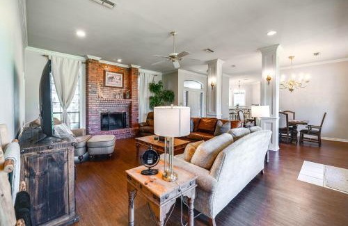 Aubrey House | Family-Friendly Aubrey Vacation Rental Near Downtown
