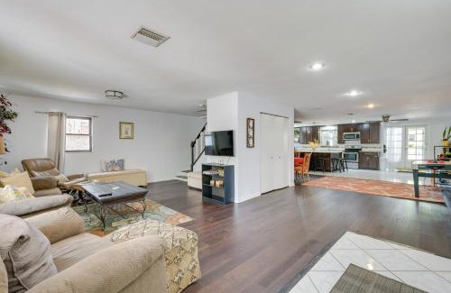 Lake Magdalene House | about 5 Mi to Beaches Spacious Tampa Bay Home!