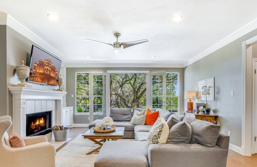 Lakeway House | Elegant Above Austin Preserve: Pool, Spa & Game Amenities