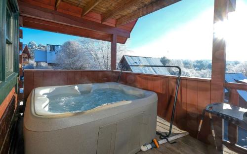 Sevierville Villa | Above it All: Guest Rated 9/10 with Pool & Hot Tub