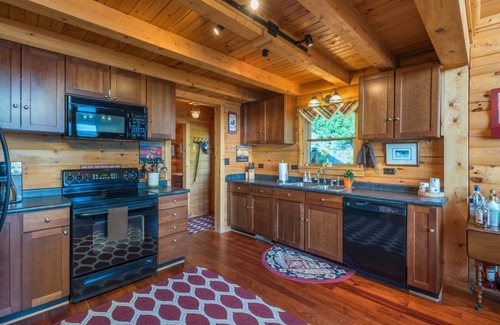 Old Fort Cabin | Escape to Above the Clouds: Log Cabin with Hot Tub & Views