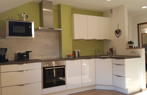 Lana Apartment | Experience Green Apartment Above Lana's Rooftops - Rated 9.8