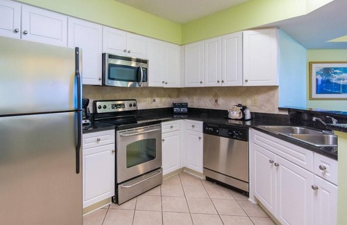 Myrtle Beach Condo | Above the Waves Oceanfront Three Bedroom 12th Floor